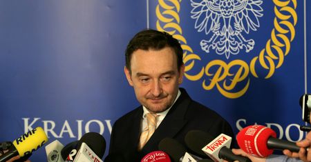 Mocne oskarżenia wobec KRS. Rzecznik plącze się w odpowiedzi