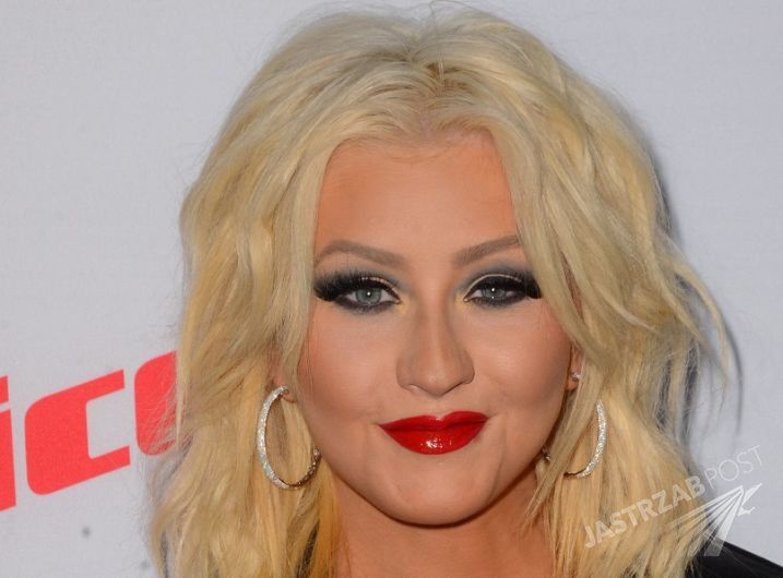 Christina Aguilera parodiuje Britney Spears, Miley Cyrus i Lady Gagę