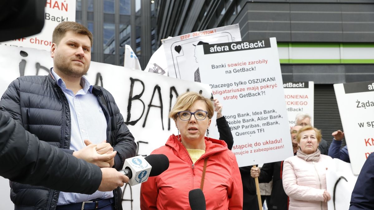 Konferencja prasowa poszkodowanych w aferze GetBack w maju 2019 r. 