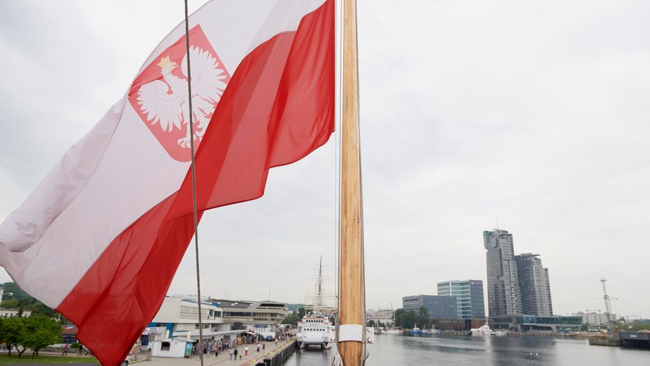 Obecnie trwają ostatnie czynności, aby jacht zakupiony przez PFN pływał pod polską banderą