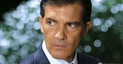 Łamacz kobiecych serc Antonio Banderas wygląda nie najlepiej! Jest łysy i skrajnie wychudzony! Możecie go teraz nie rozpoznać!
