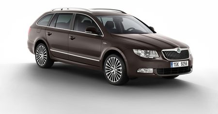 Luksusowa Skoda Superb Laurin & Klement