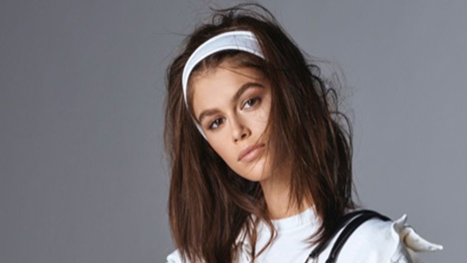 Córka Cindy Crawford chodzi na wybiegach światowych projektantów