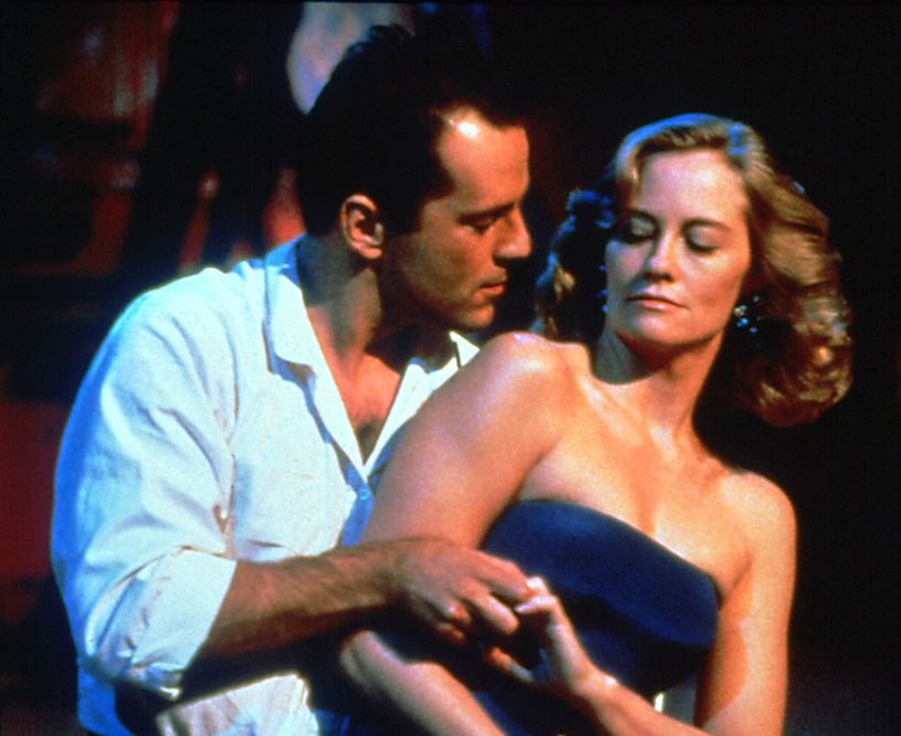 "Na wariackich papierach". Pamiętacie? Cybill Shepherd niewiele się zmieniła
