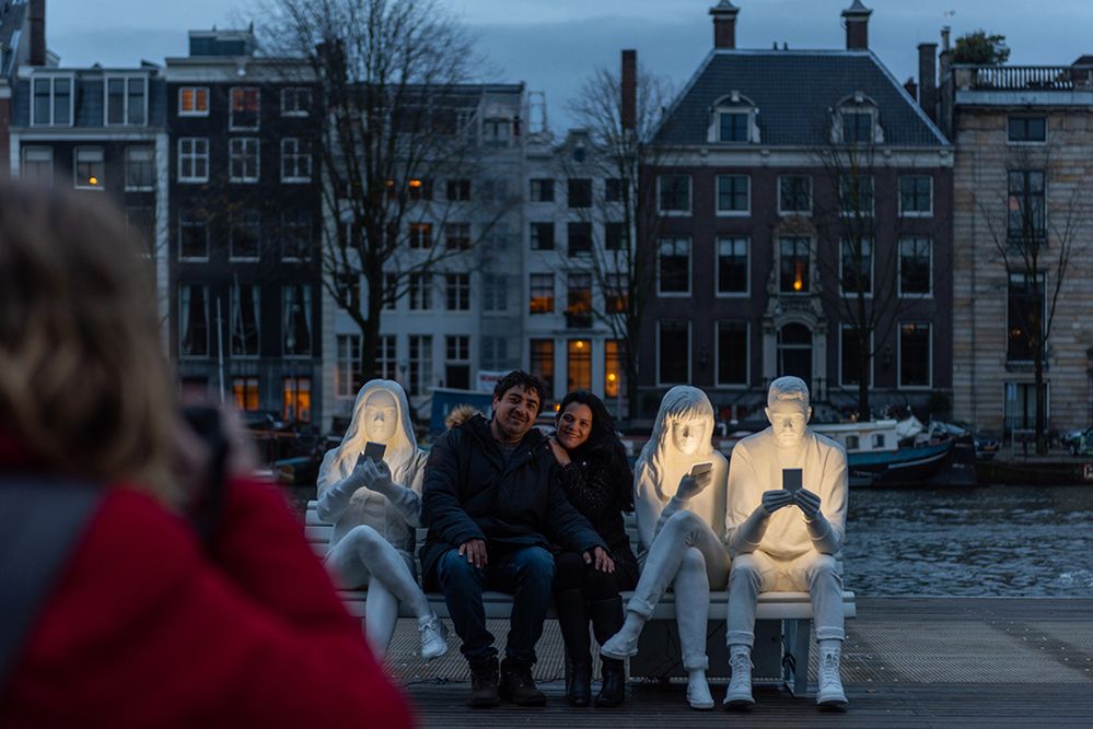 Amsterdam. Nietypowa instalacja podczas festiwalu światła