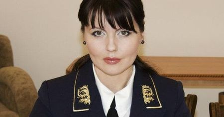 Nina Sztanski. Co ta piękność widzi w Putinie?