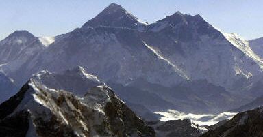 Lądowanie na szczycie Everestu