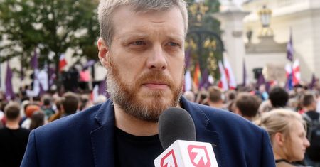 Skandaliczne słowa lewicowego działacza. "Radni PO zasługują jedynie na kulę w łeb". I to nie wszystko