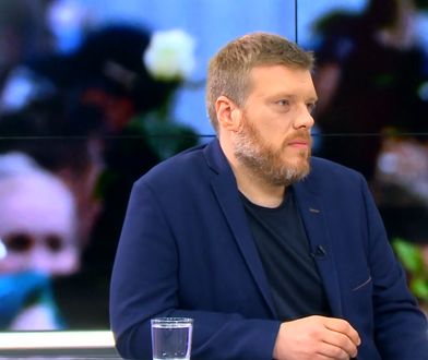 Miesięcznica smoleńska to impreza religijna? Adrian Zandberg: byłaby to czarna msza nienawiści