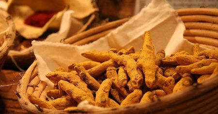 Jedzenie, które zwalczy wiosenną alergię