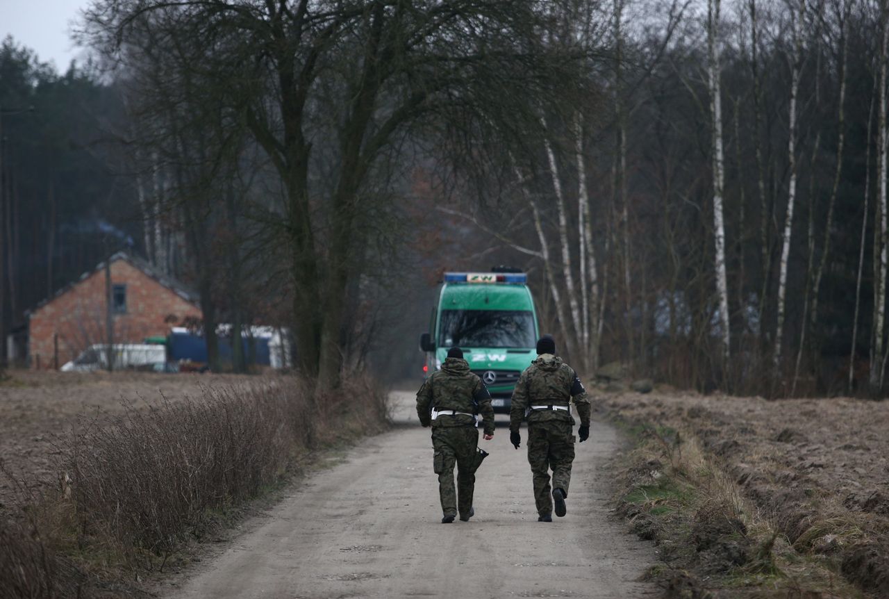 Żołnierz zaatakował ciężarną żonę siekierą. Znamy motyw