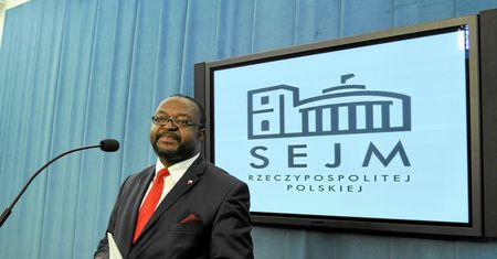 Były poseł PO John Godson alarmuje o ludobójstwie. Pokazał drastyczne zdjęcia