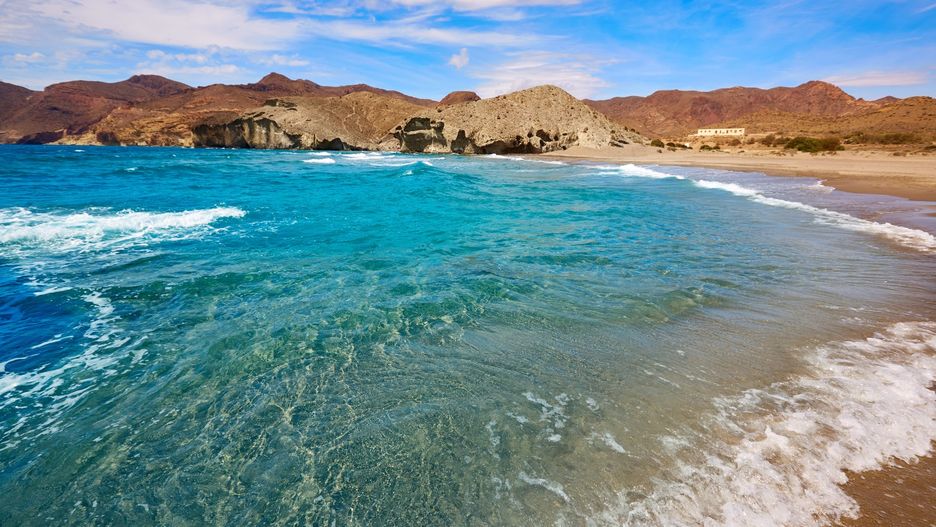 Costa Almeria to także rezerwat biosfery Cabo da Gata - Nijar, znany z poszarpanej linii brzegowej