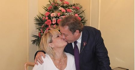 Zakochali się w sobie, kiedy mieli 12 lat. Na ślub musieli poczekać aż 40
