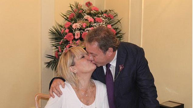 Carol i Mike wzięli ślub po 40 latach.