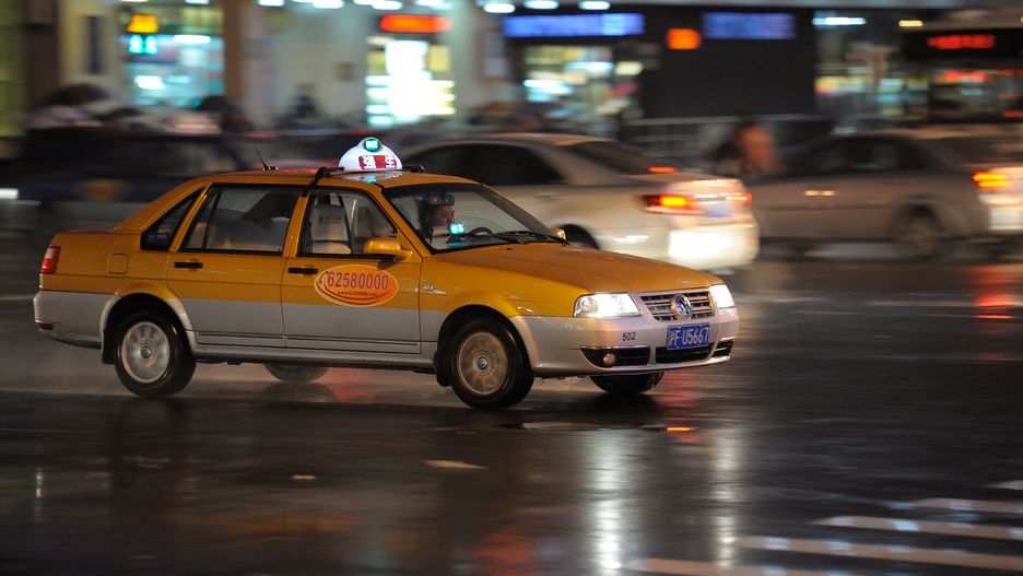 Chiny. Kierowca chińskiego Ubera zgwałcił i zamordował pasażerkę