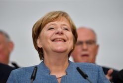 Angela Merkel odbiera gratulacje. Według sondaży jej partia wygrała wybory