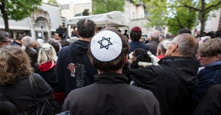 Czy Żydzi są w Niemczech bezpieczni? Jarmułkowa demonstracja w Berlinie
