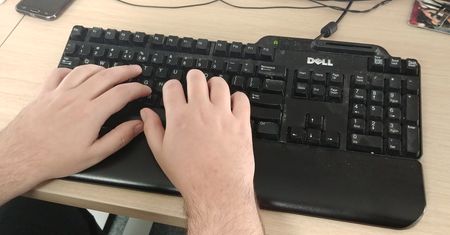 Groził blogerowi. Ten skutecznie go upokorzył