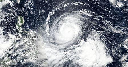 Florence na sterydach. Tajfun Mangkhut niedługo uderzy w Filipiny