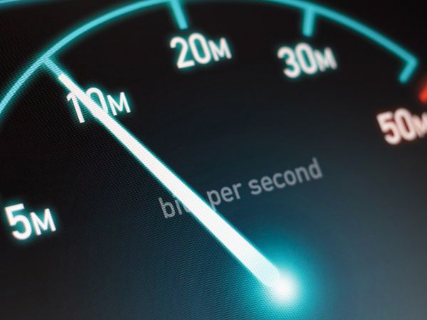 UPC z rekordem prędkości! Wprowadza internet 1 Gb/s!