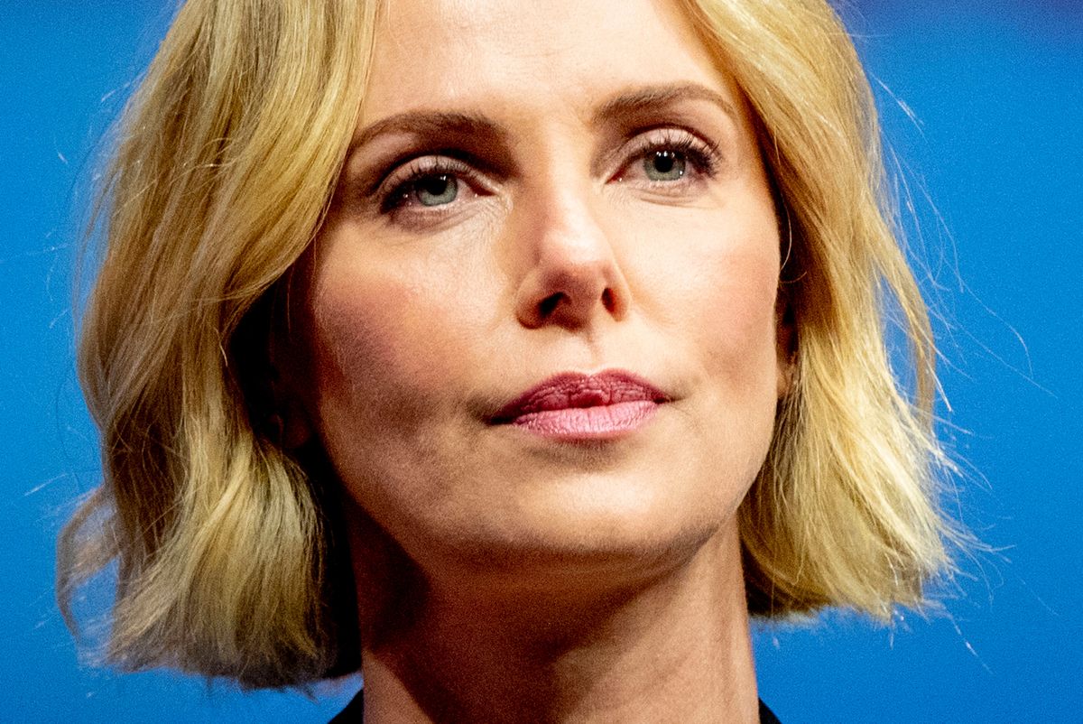 Charlize Theron czuje się samotna. Ogłosiła się w telewizji