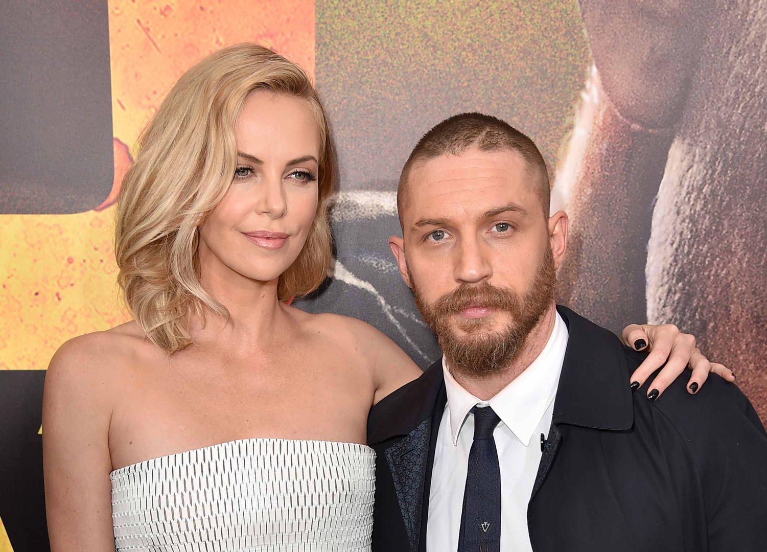 Charlize Theron i Tom Hardy