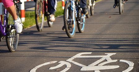 Droga rowerowa, która nie jest drogą rowerową. Chodzi o znak