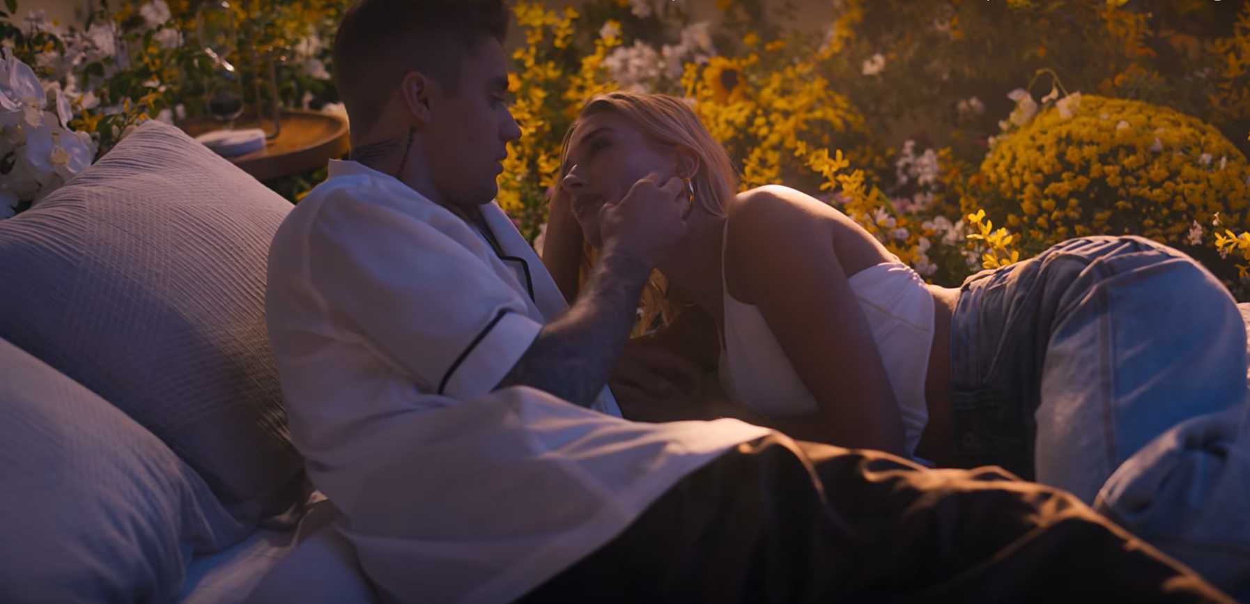 Justin Bieber z żoną w teledysku