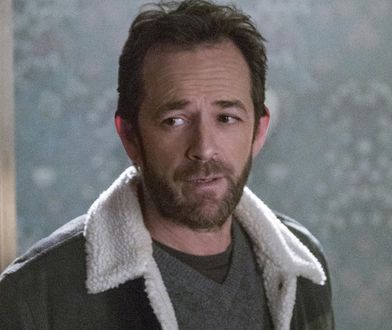 Obsada "Riverdale" wspomina Luke'a Perry'ego. "Niesamowicie bolesna strata"