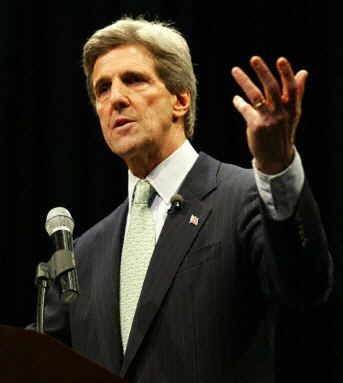 Kandydat na prezydenta John F. Kerry - nowy JFK?