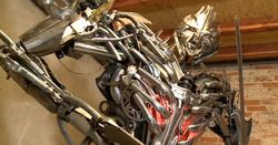 Polski twórca transformersów. Wyjątkowe dzieła ze złomu