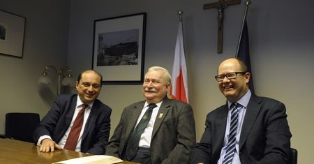 Łupak: "Agent Kerski. Opcja niemiecka znów nadaje z Gdańska" (OPINIA)