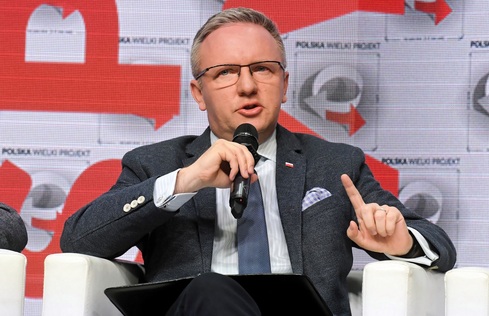 Szczerski wiceszefem NATO? "W zamian KE"