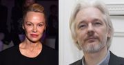 Pamela Anderson o związku z Julianem Assangem. Tego się chyba nikt nie spodziewał
