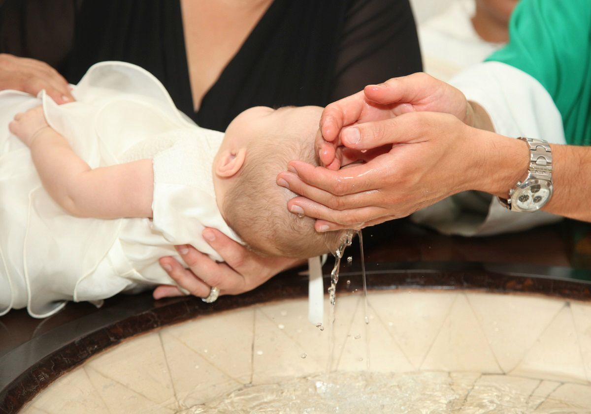 Ile dać na chrzest? Fot. Getty Images