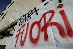 Zaostrzenie protestów przeciwko wizycie papieża na La Sapienza