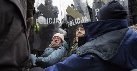 Hajnówka. Sąd uniewinnił osoby blokujące marsz narodowców