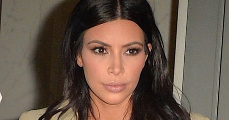 Kim Kardashian na przyjęciu Rihanny: co ona ma na sobie?