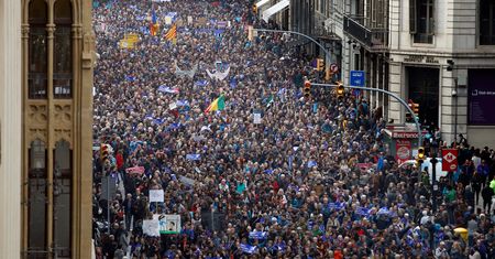 Gigantyczny protest w Hiszpanii. Chcą więcej uchodźców