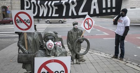 Maski przeciwsmogowe i czujniki czadu pod lupą UOKiK. Nie wszystkim możesz ufać