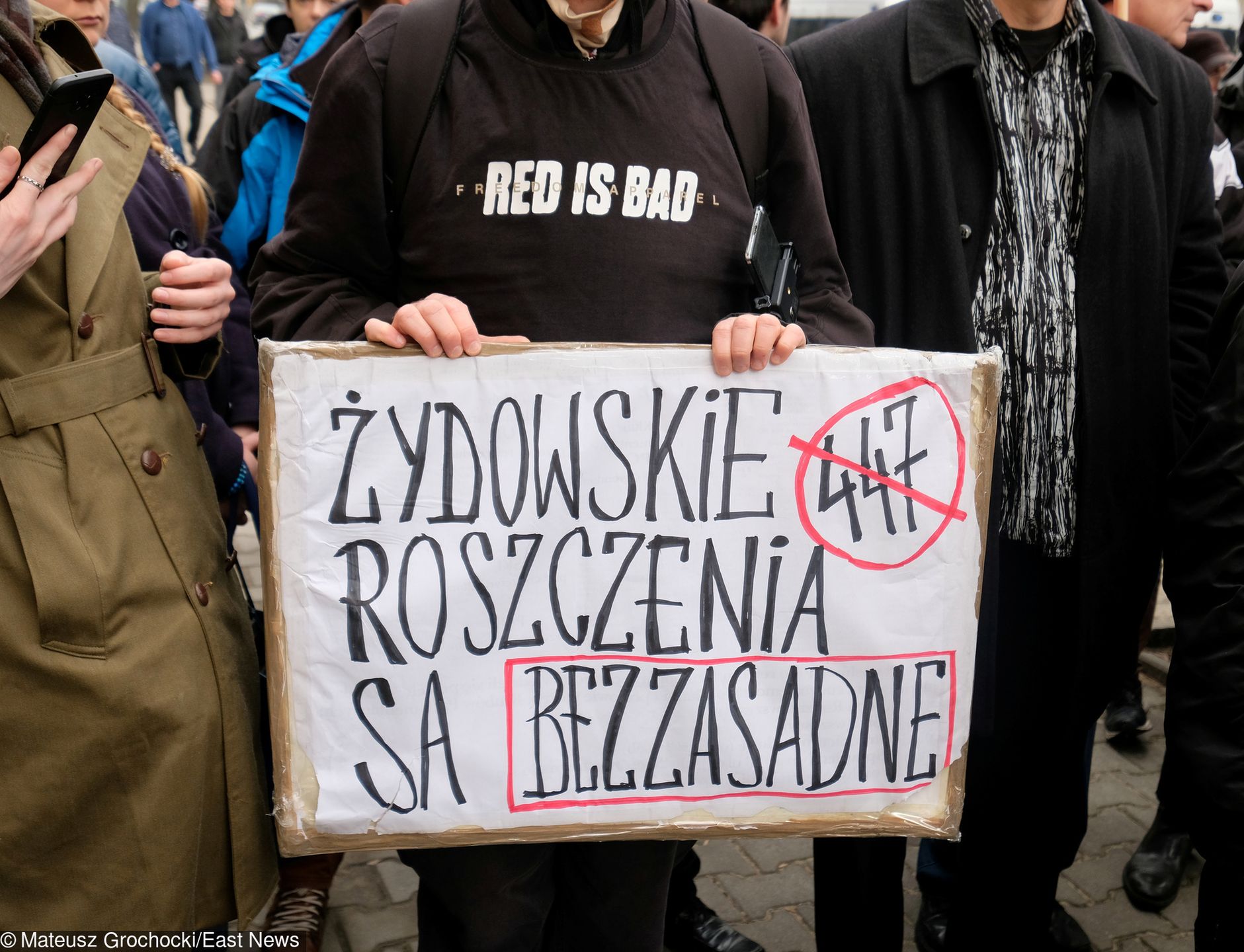 Niemcy wiążą odwołanie wizyty izraelskiej delegacji przez polski rząd z protestem przeciw ustawie 447