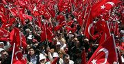 Turcy protestowali przeciwko proislamskiemu rządowi