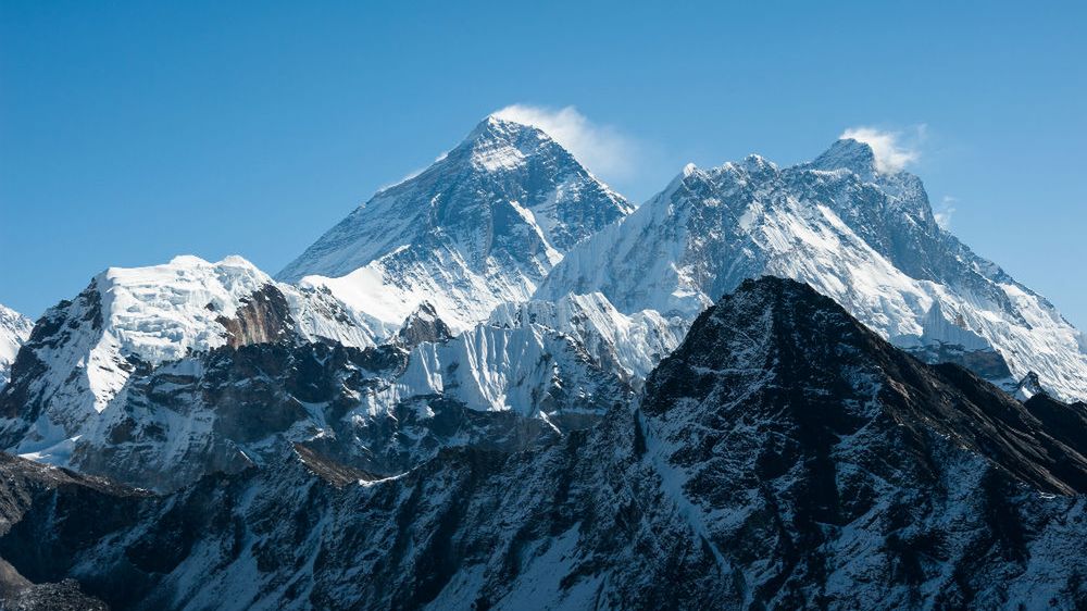 Mount Everest leży najwyżej na świecie, ale ma niską wysokość względną