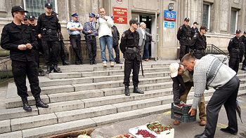 Protestujący sadownicy