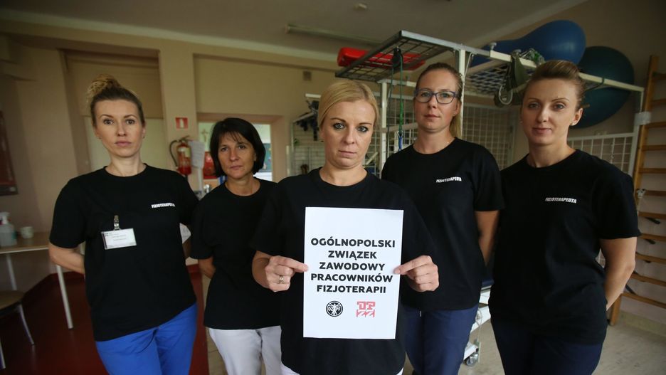 Protest fizjoterapeutów. Rehabilitanci strajkują m.in. w Świętochłowicach.