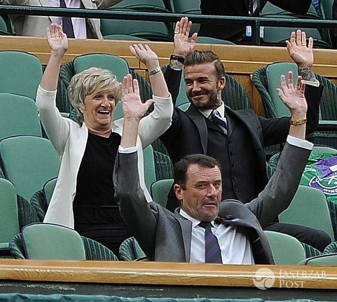 David Beckham i jego mama Sandra Georgina West na Wimbledonie (fot. ONS)