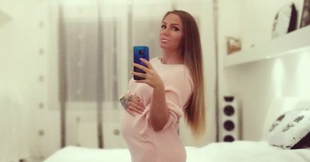 Polska raperka, która nauczyła Niemców słowa "k**wa", trafi do więzienia. Jest w 7 miesiącu ciąży
