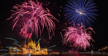 Sylwester 2018 - do siego roku! Skąd się ten zwrot wziął? Co oznacza? Jak się go pisze poprawnie?