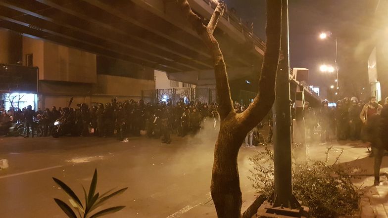 Iran. Policja zaczęła strzelać do ludzi. Dramat w Teheranie